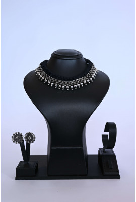 طقم إكسسوار تراثي أنيق