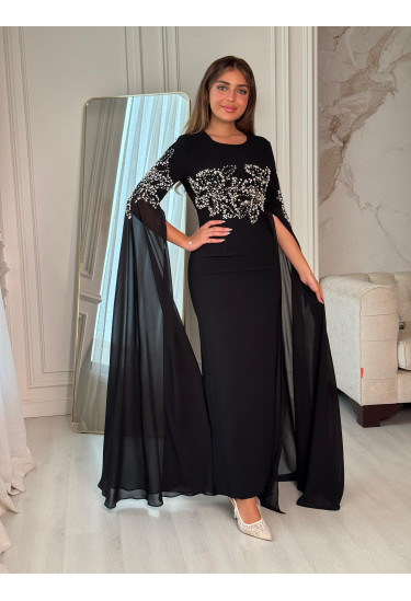 فساتين سهرة بأكمام وشاح