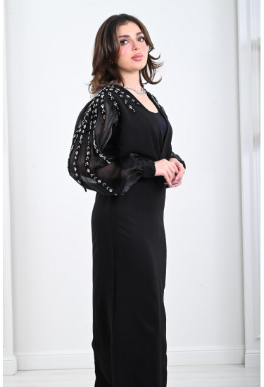 فستان سهرة باكمام منفوخة مطرزة 