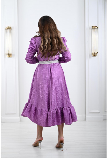 فستان ميدي مزخرف بحزام لولي عريض فستان ميدي مزخرف بحزام لولي عريض