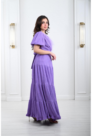 فستان نسائي بنسيج كروشية و نمط صدر كروازية