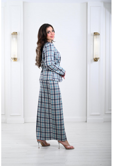طقم نسائي كاروهات أنيق و مميز