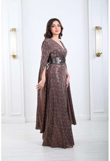 فساتين سهرة نسائية براقة 