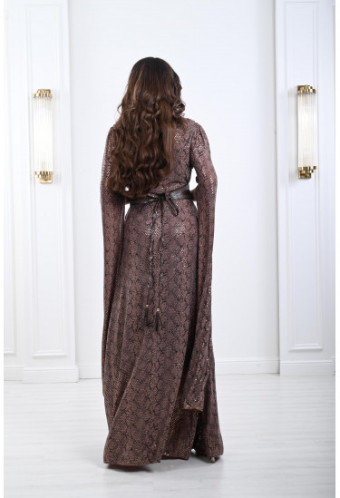 فساتين سهرة نسائية براقة 