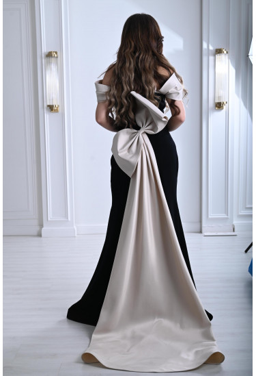 فستان سهرة نسائي مطرز تطريز لامع و براق