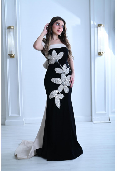 فستان سهرة نسائي مطرز تطريز لامع و براق