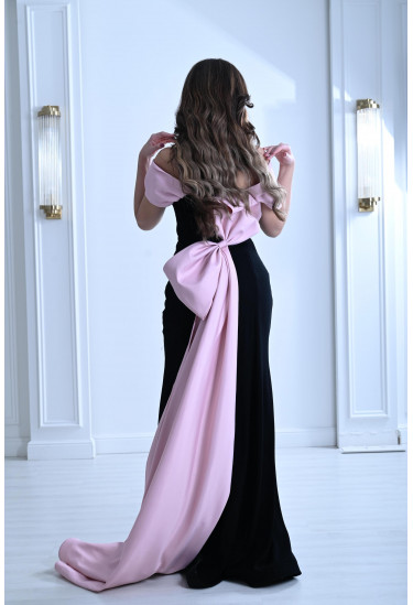 فستان سهرة نسائي مطرز تطريز لامع و براق