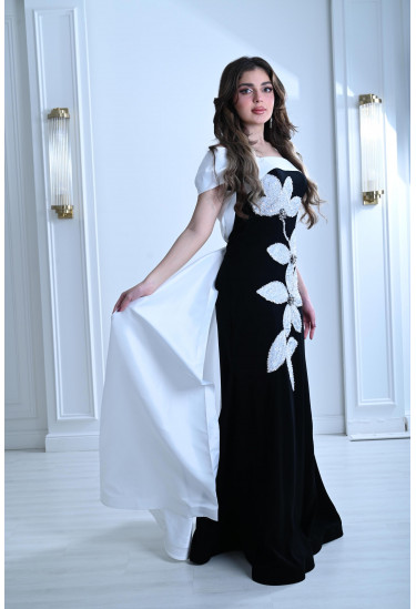 فستان سهرة نسائي مطرز تطريز لامع و براق