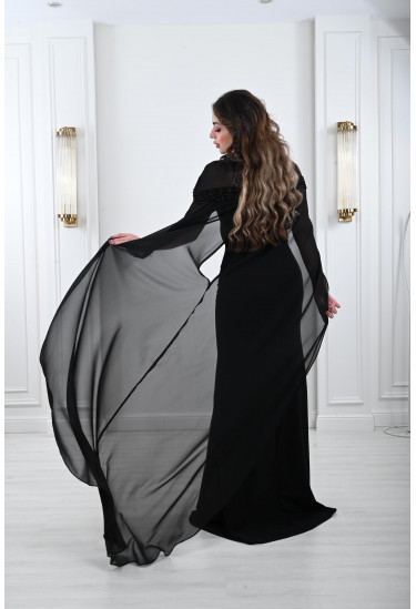 فستان سهرة طويل بقصة مرميد