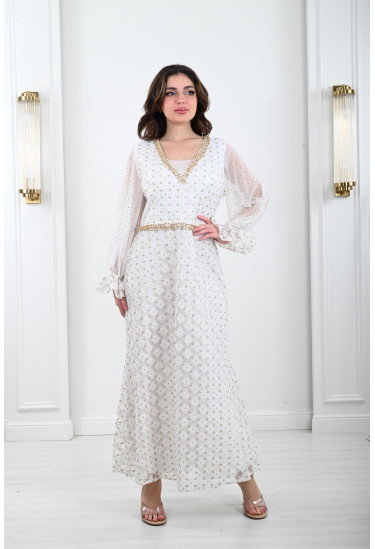 فستان نسائي مطرز طويل فستان نسائي مطرز طويل