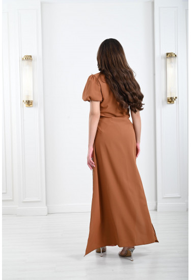 طقم نسائي رقيق مزين بالزهور