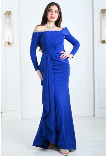 فستان سهرة نسائي بقصات متداخلة 