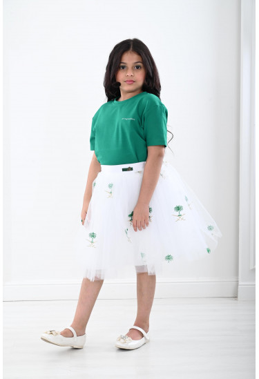 تنورة أطفال منفوشة بطباعات تراثية رقيقة