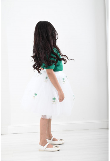 تنورة أطفال منفوشة بطباعات تراثية رقيقة