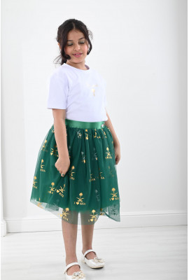 تنورة أطفال قصيرة بتطريز تراثي للعلم السعودي