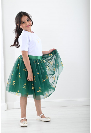 تنورة أطفال قصيرة بتطريز تراثي للعلم السعودي تنورة أطفال قصيرة بتطريز تراثي للعلم السعودي