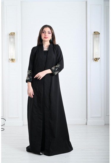 جلابية نسائية بتطريز راقي و بسيط