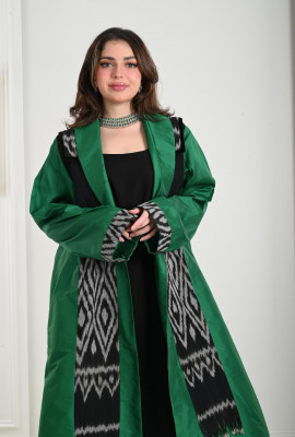 جلابية نسائية بتصميم مغربي راقي جلابية نسائية بتصميم مغربي راقي