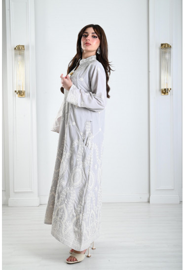 جلابية مطرزة نمط جيوب 