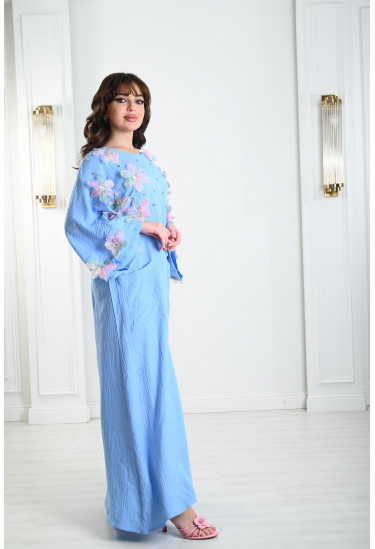 جلابية نسائية مزينة بوردات ناعمة 