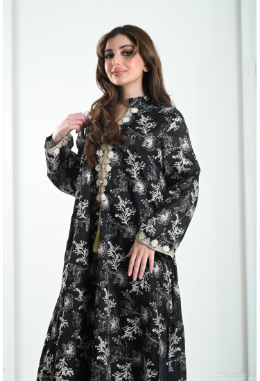 جلابية نسائية بتطريز فضي براق