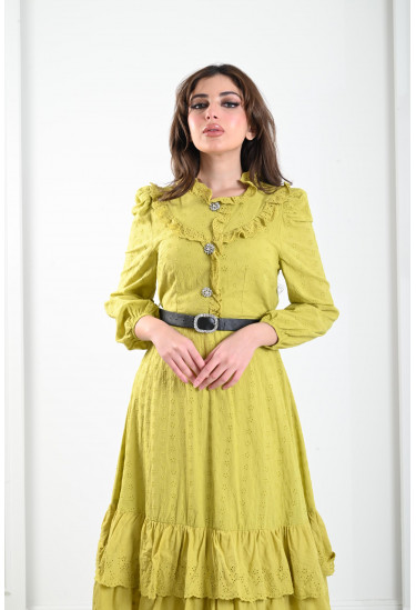 فستان مزين بحواف مدرجة كشكش فستان مزين بحواف مدرجة كشكش