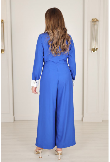 جمبسوت أنيق بتصميم كلاسيكي عصري