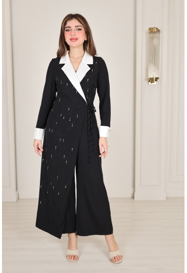 جمبسوت أنيق بتصميم كلاسيكي عصري