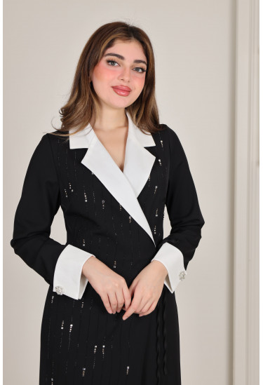 جمبسوت أنيق بتصميم كلاسيكي عصري