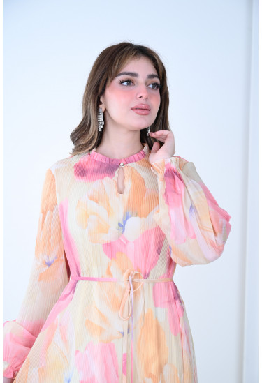  فستان ربيعي بنقوش زهرية راقية