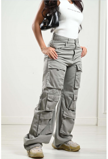 بنطلون بنمط جيوب كارغو بنطلون بنمط جيوب كارغو