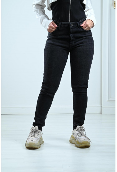 بنطلون جينز سكيني حريمي