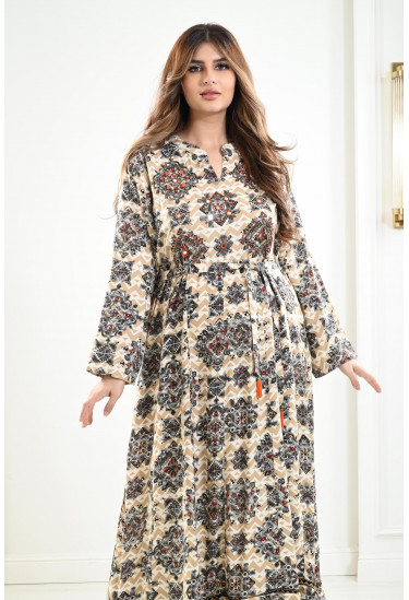 جلابية مُزينة بطباعات 