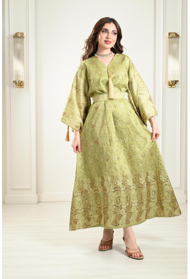 جلابية طويلة من نسيج لامع جلابية طويلة من نسيج لامع