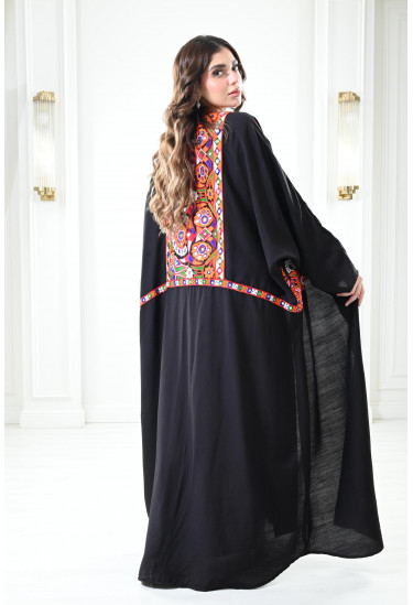 بشت كيمونو مطرزة