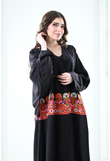 بشت كيمونو مطرزة