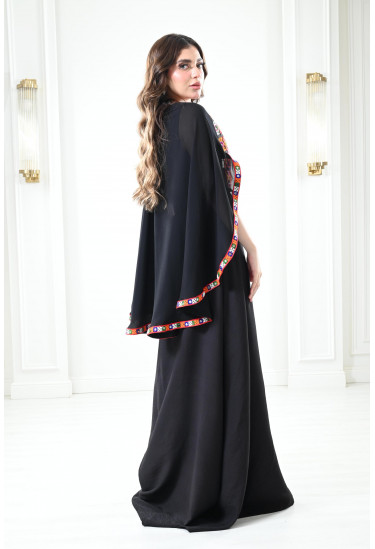 جلابية بكاب مطرز