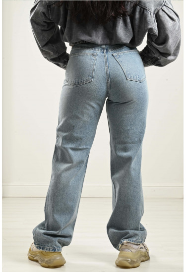 بنطلون جينز كلاسيكي جميل