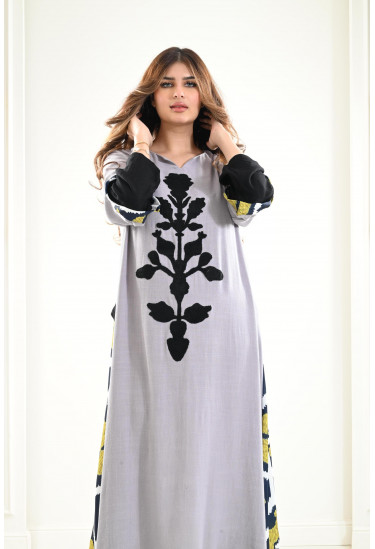 جلابيه كتان طويلة مطرزة جلابيه كتان طويلة مطرزة