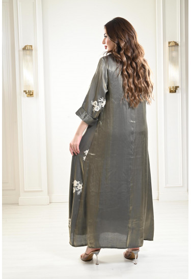 جلابية حرير مطرز