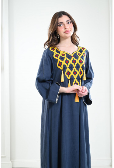 جلابية ذو أكمام مطرزة