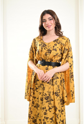 فستان ذو اكمام طويلة مفتوحة