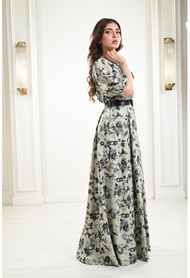 فستان طويل بأكمام قصيرة