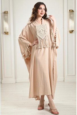 جلابية كتان بتطريز مكرمية