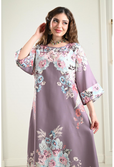 جلابية طويلة بنقوشات من الزهور جلابية طويلة بنقوشات من الزهور