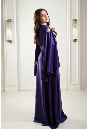 فستان بنمط لف بأكمام مفتوحة