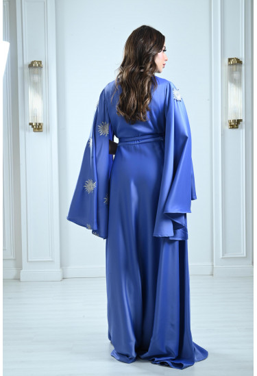 فستان بنمط لف بأكمام مفتوحة