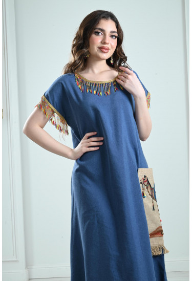 جلابية طويلة بتصميم بدوي جلابية طويلة بتصميم بدوي