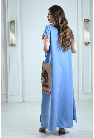 جلابية طويلة بتصميم بدوي جلابية طويلة بتصميم بدوي