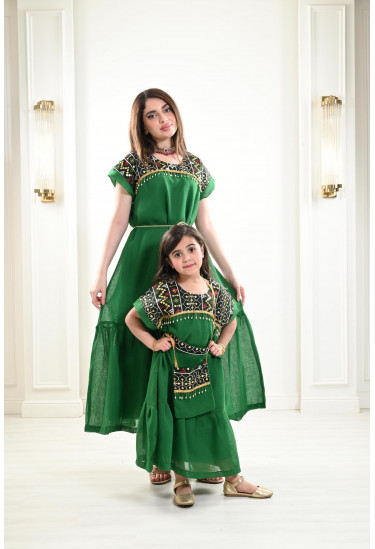 موديلات جلابيات أطفال مقاس صغير موديلات جلابيات أطفال مقاس صغير